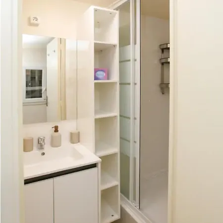 Cosy Studio Near Eiffel Tower And Concorde Parigi